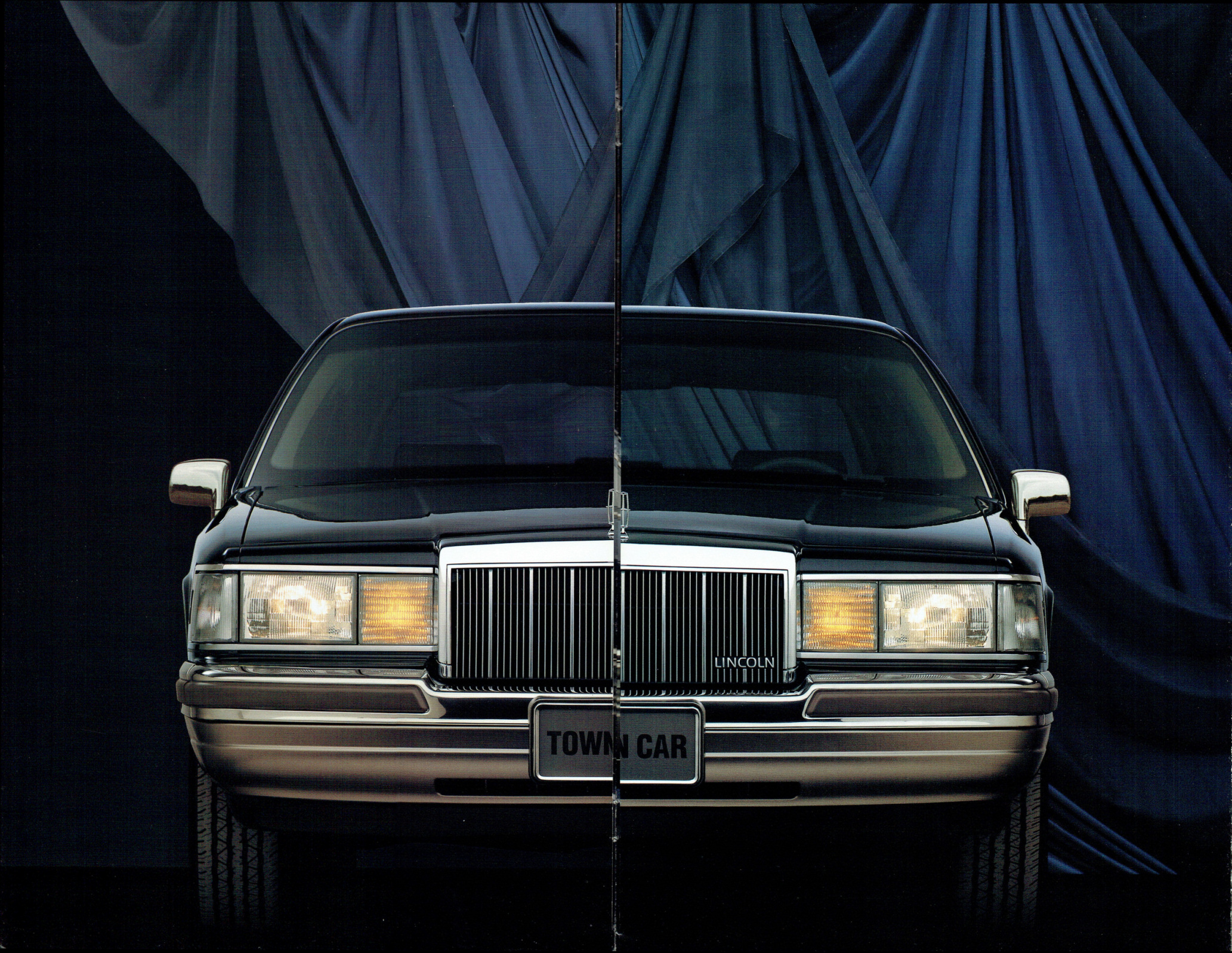 1990_Lincoln_Town_Car_Prestige-02-03