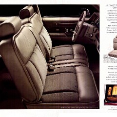 1991_Lincoln_Town_Car-13