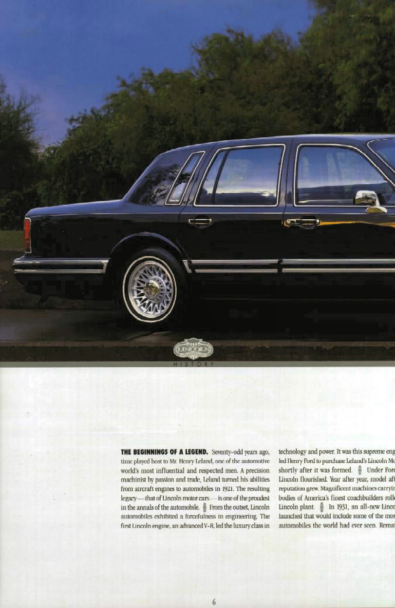 1993_Lincoln_Town_Car-02