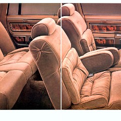 1981_Lincoln_Town_Car-05