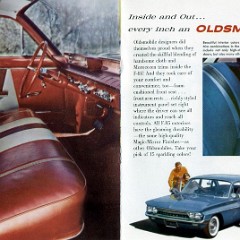 1961_Oldsmobile_F85-03