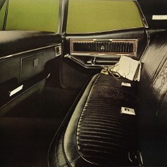 1967_Oldsmobile-08
