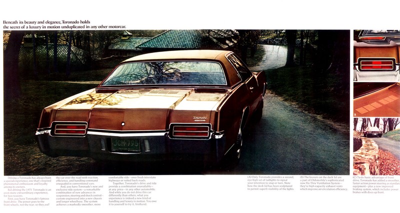 1971_Oldsmobile_Toronado-04