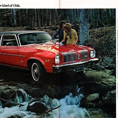 1973_Oldsmobile_Full_Line-38-39