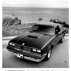 1983_Oldsmobile_Hurst_Olds_Press_Release-03
