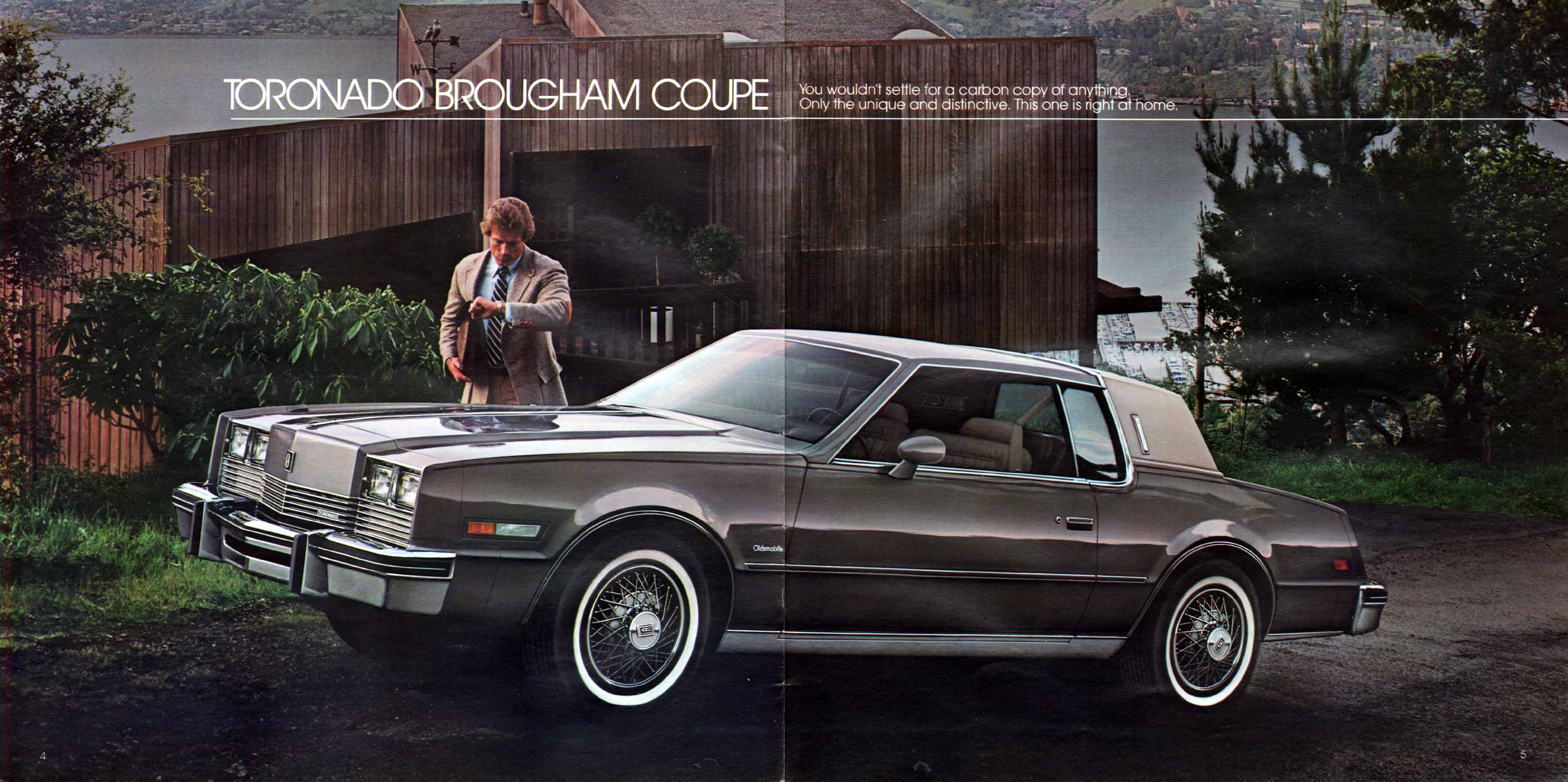 1983_Oldsmobile_Full_Size-04-05