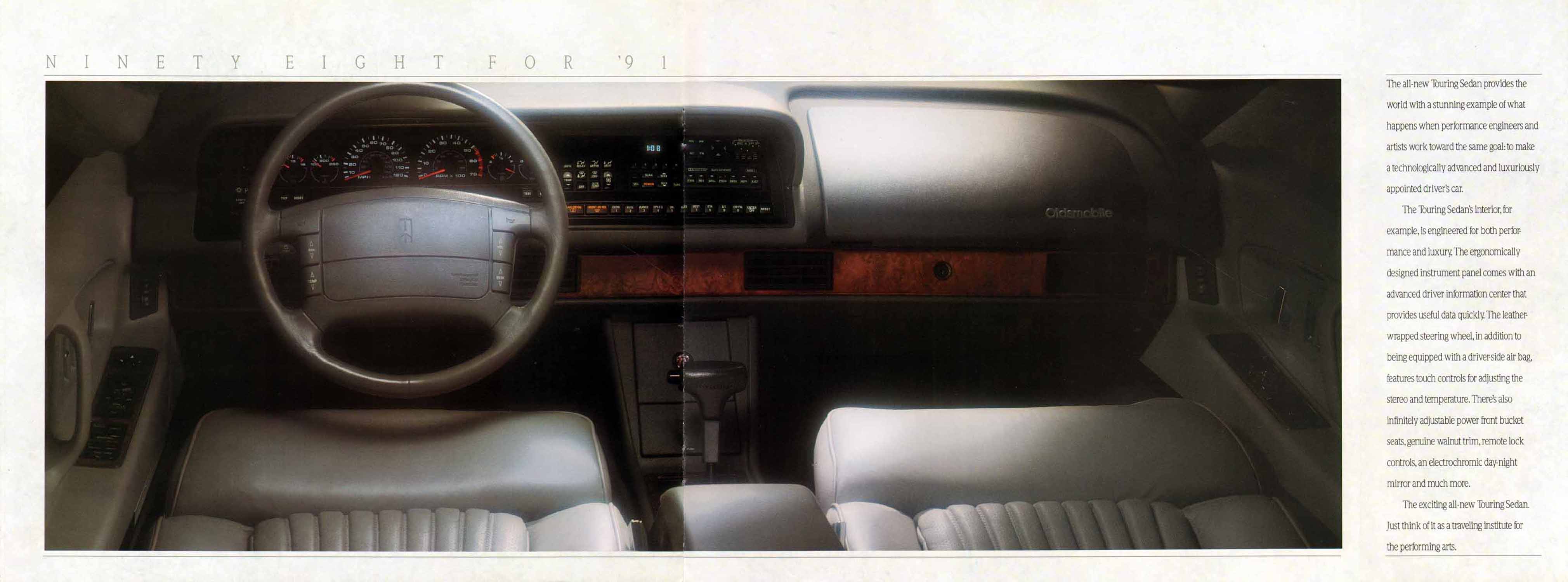 1991_Oldsmobile_Ninety_Eight-08-09-09b