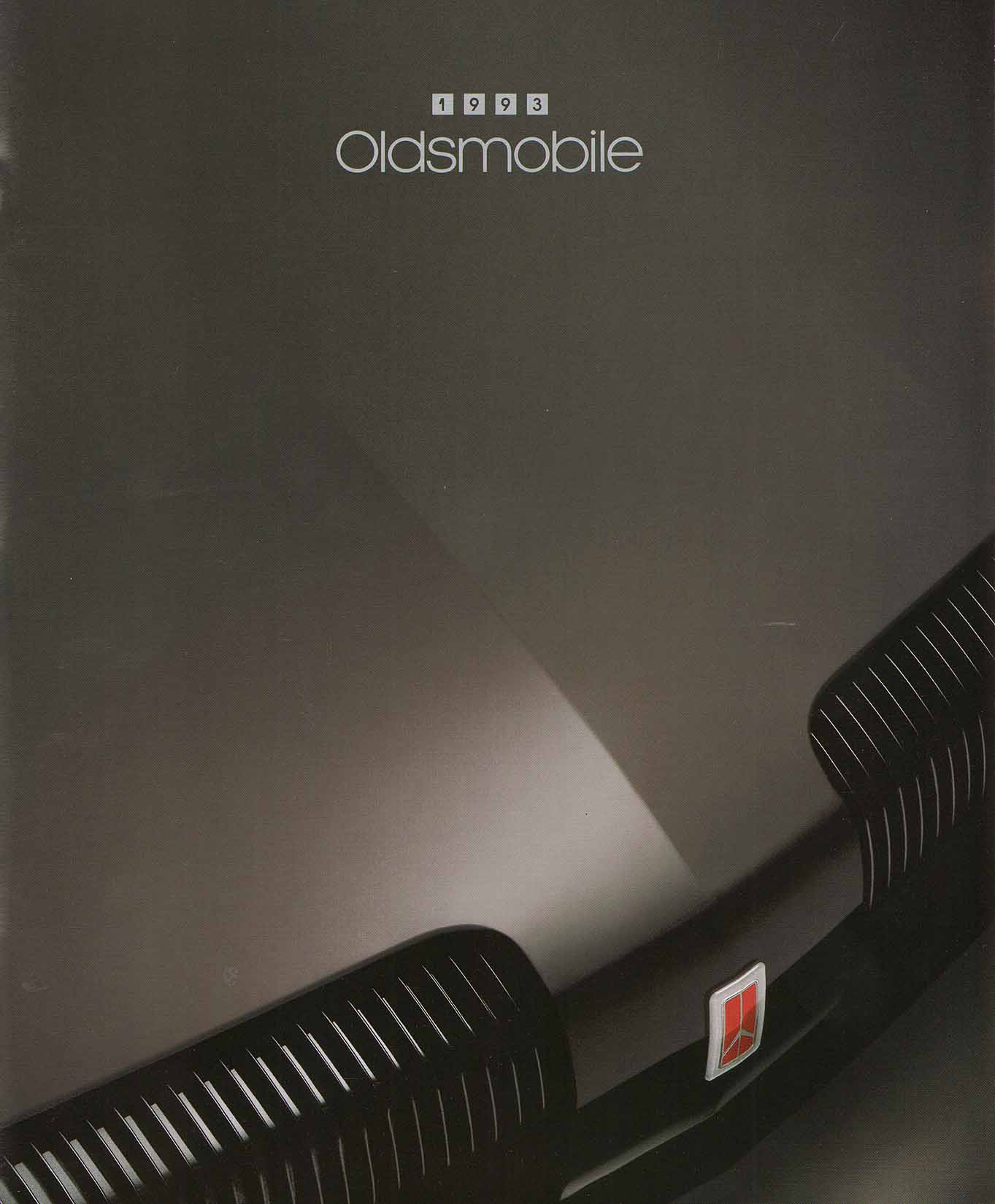 1993_Oldsmobile_Full_Line_Prestige-01