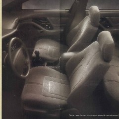 1994_Oldsmobile_Achieva-14-15