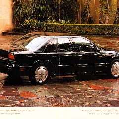 1995_Oldsmobile_Cutlass_Supreme-14-15