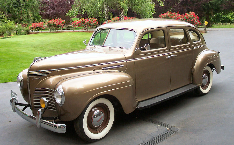 1940_Plymouth