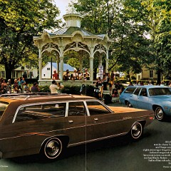 1973_Plymouth_Wagons-10-11