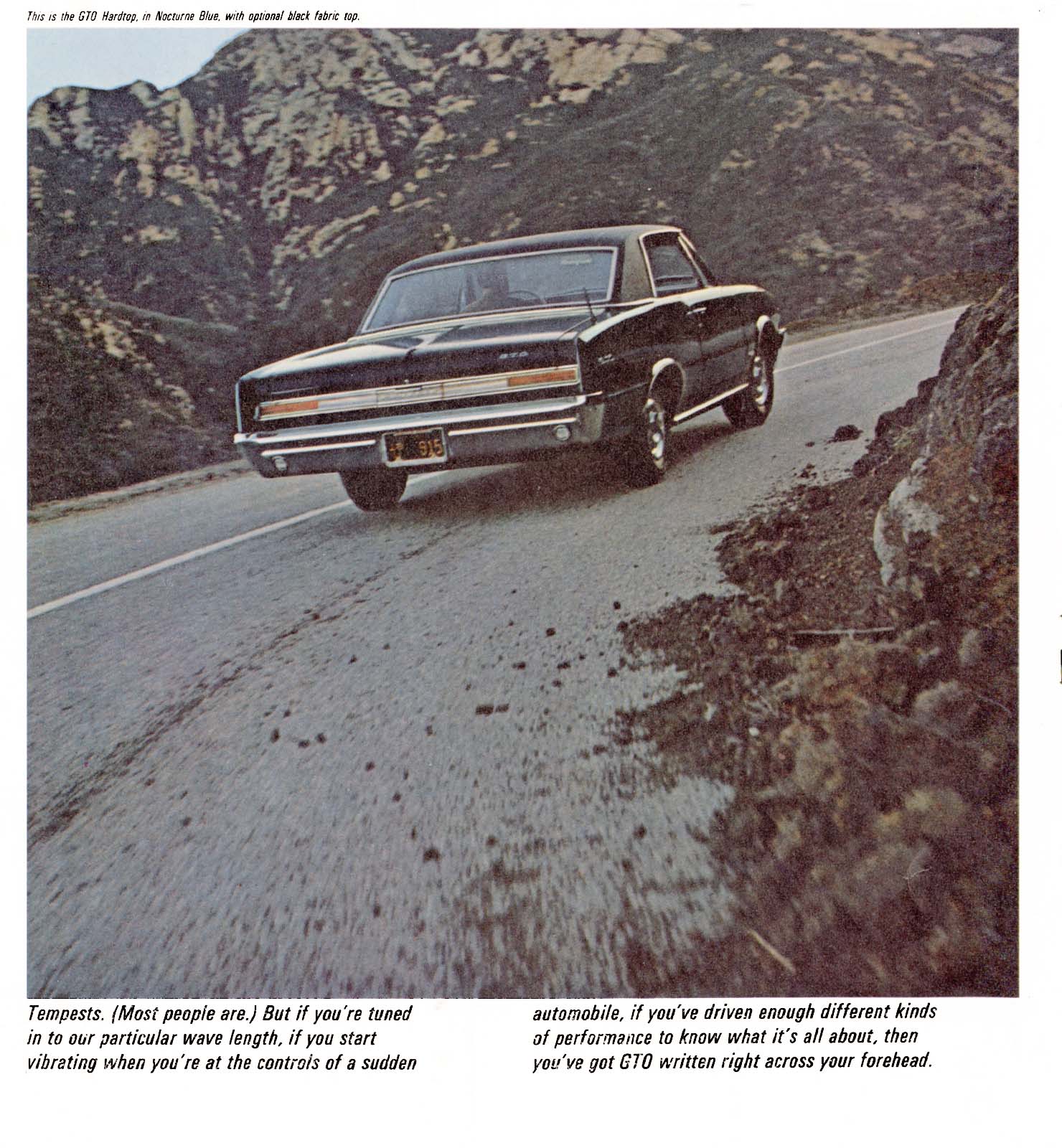 1964_Pontiac_GTO-04