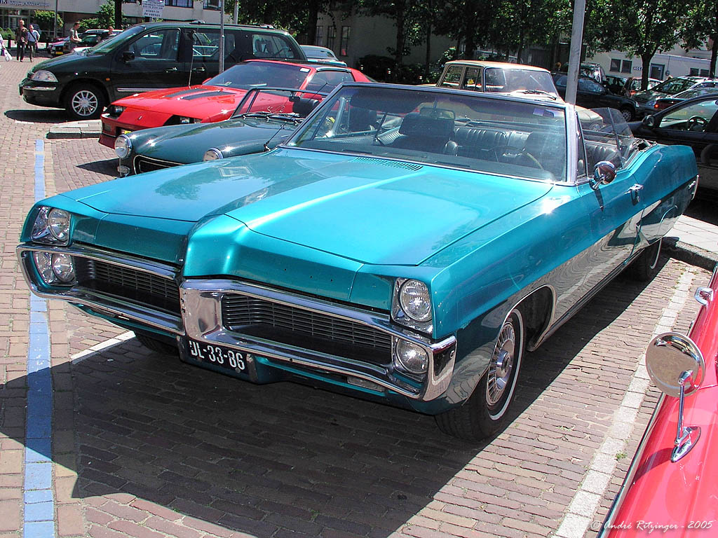 1967_Pontiac