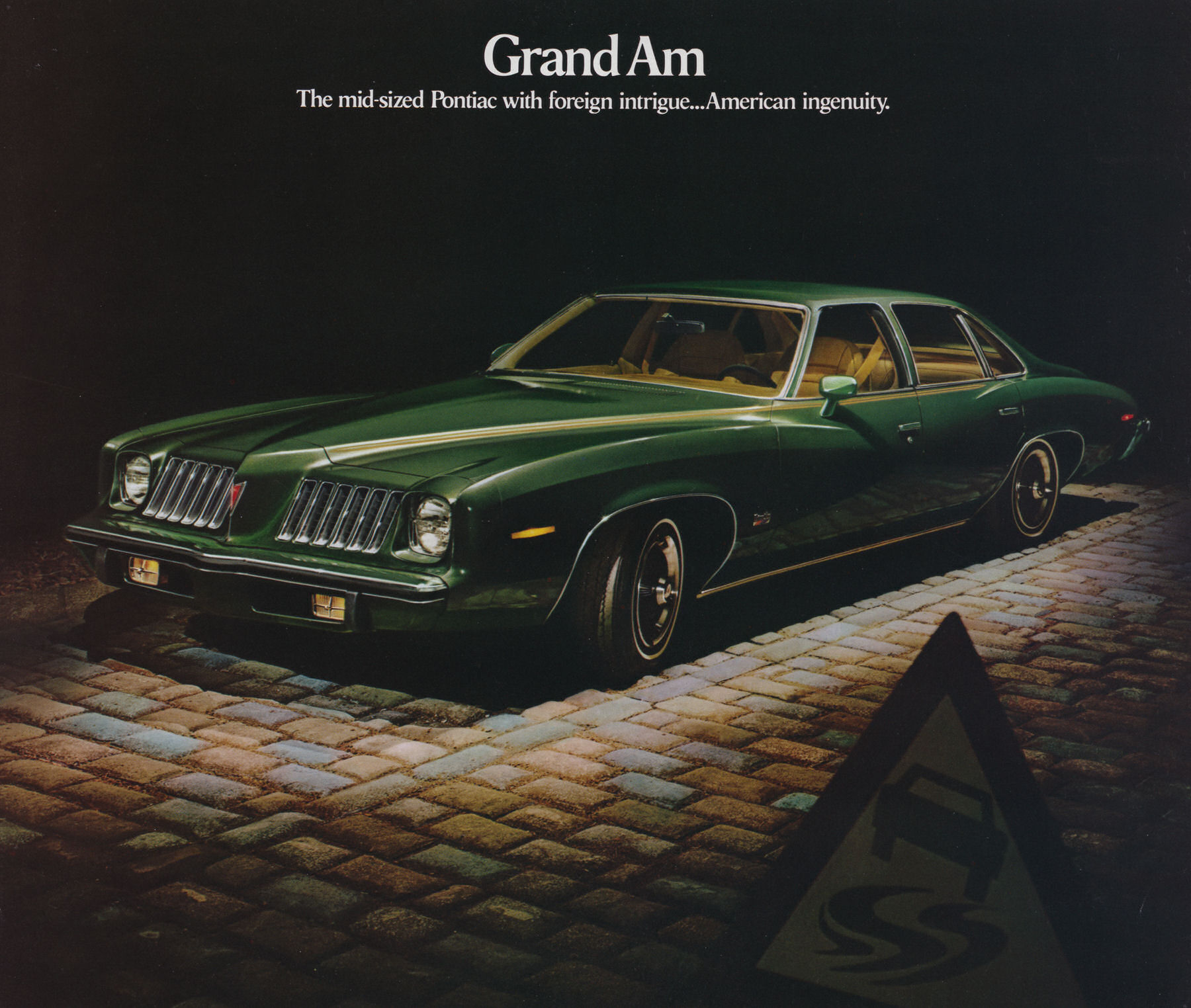 1974_Pontiac_Grand_Am_Folder-01