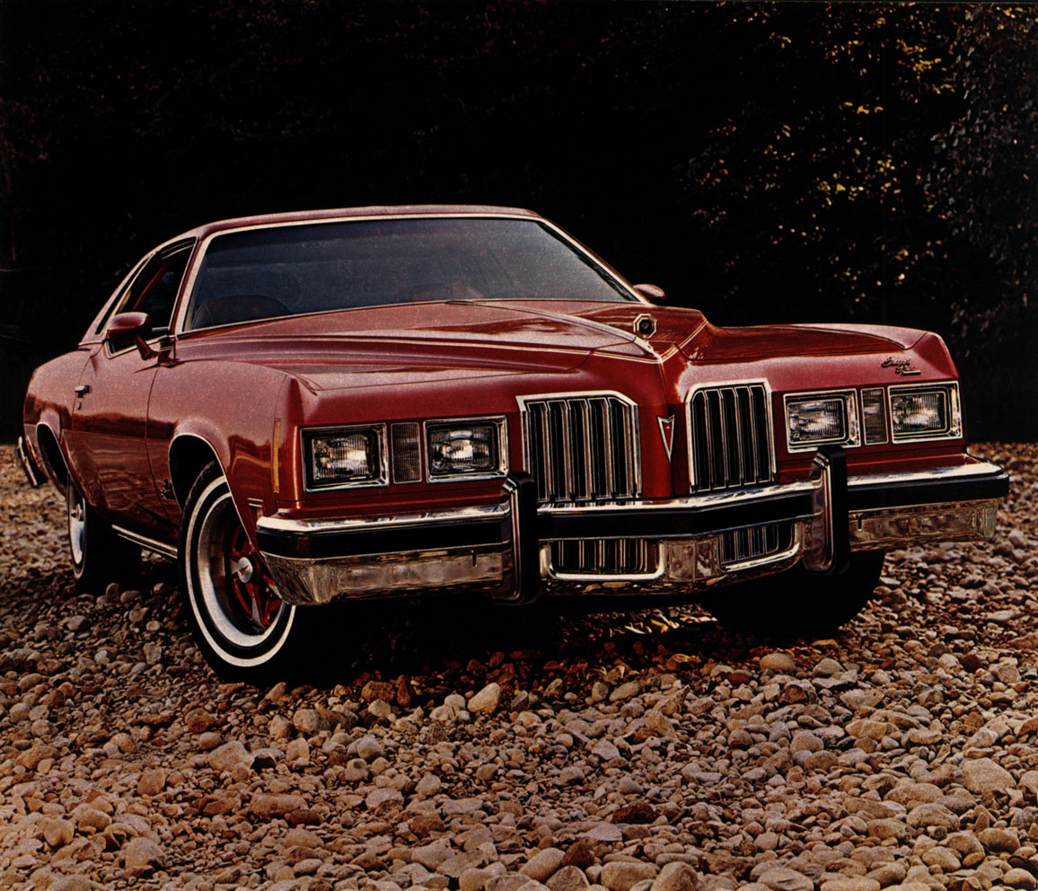 1977_Pontiac_Full_Line-05