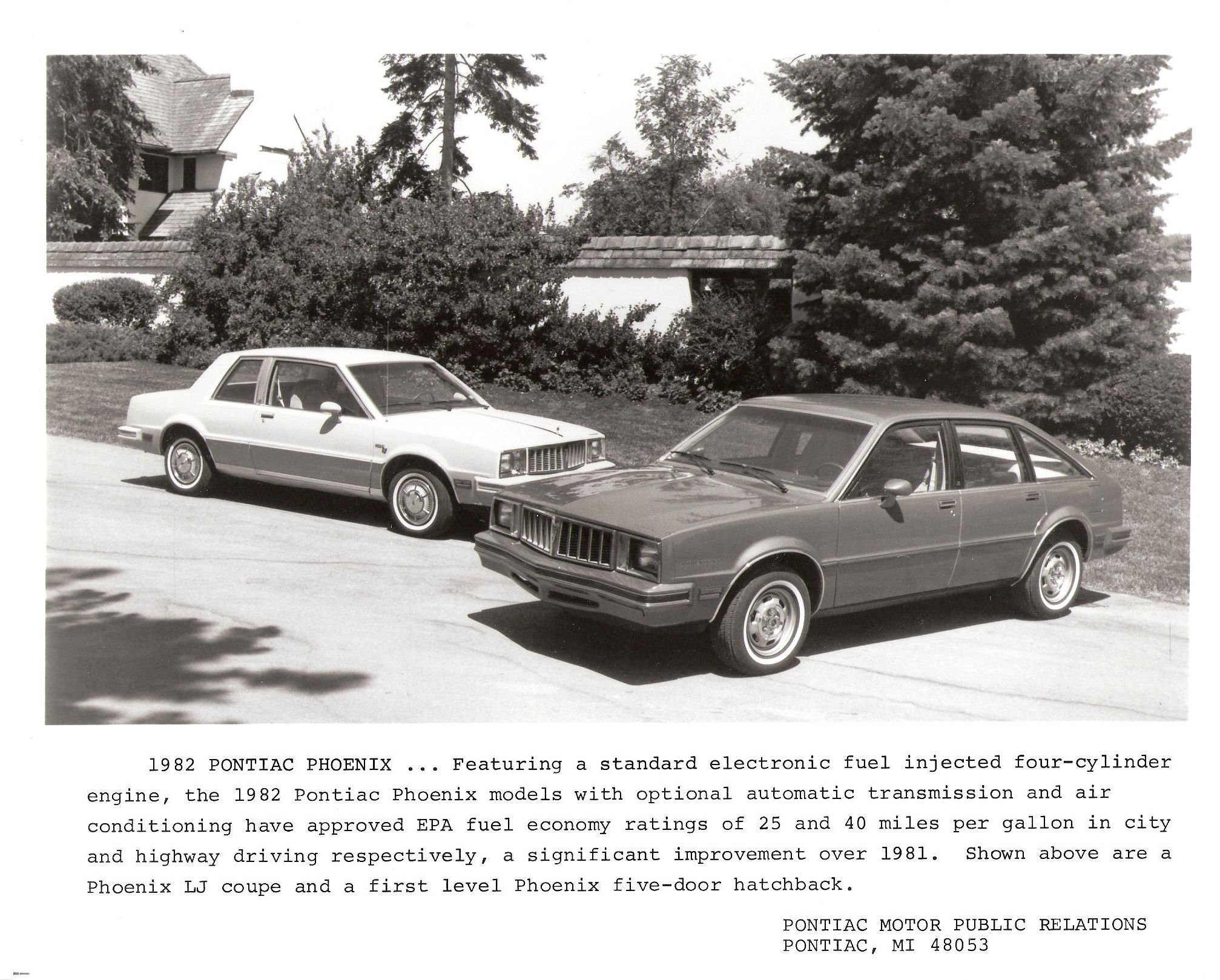 1982_Pontiac_Press_Realease-04