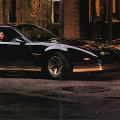 1984_Pontiac_Full_Line_Prestige-22-23