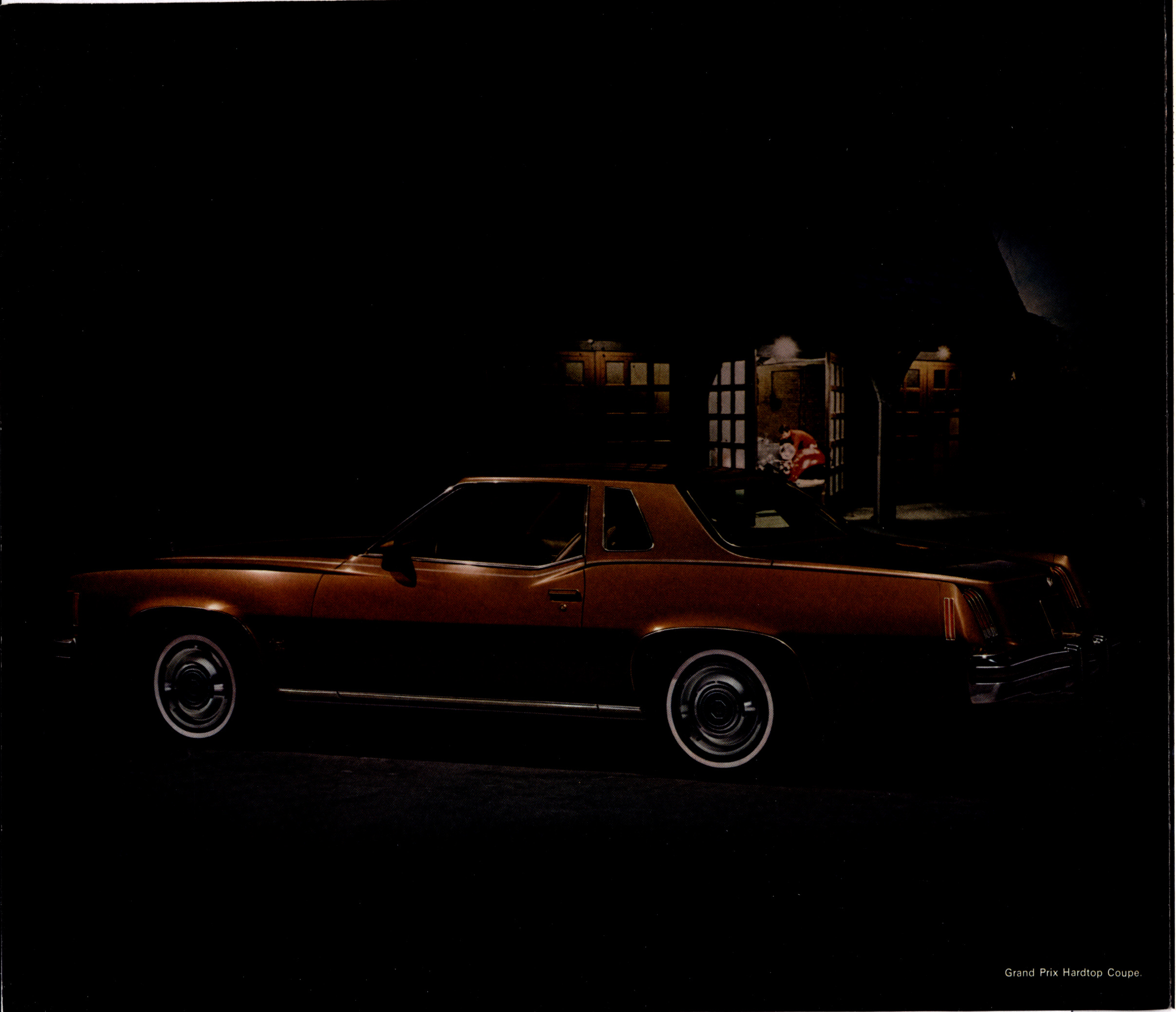 1975 Pontiac Grand Prix Folder 02