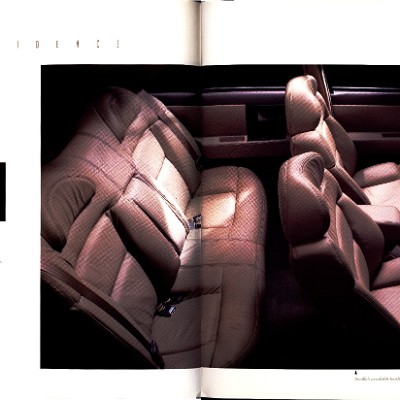 1993 Cadillac Full Line Prestige Brochure 26-27