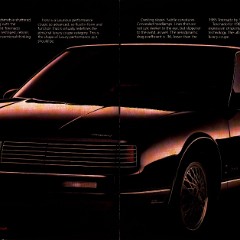 1986 Oldsmobile Toronado Brochure  Canada-02-03