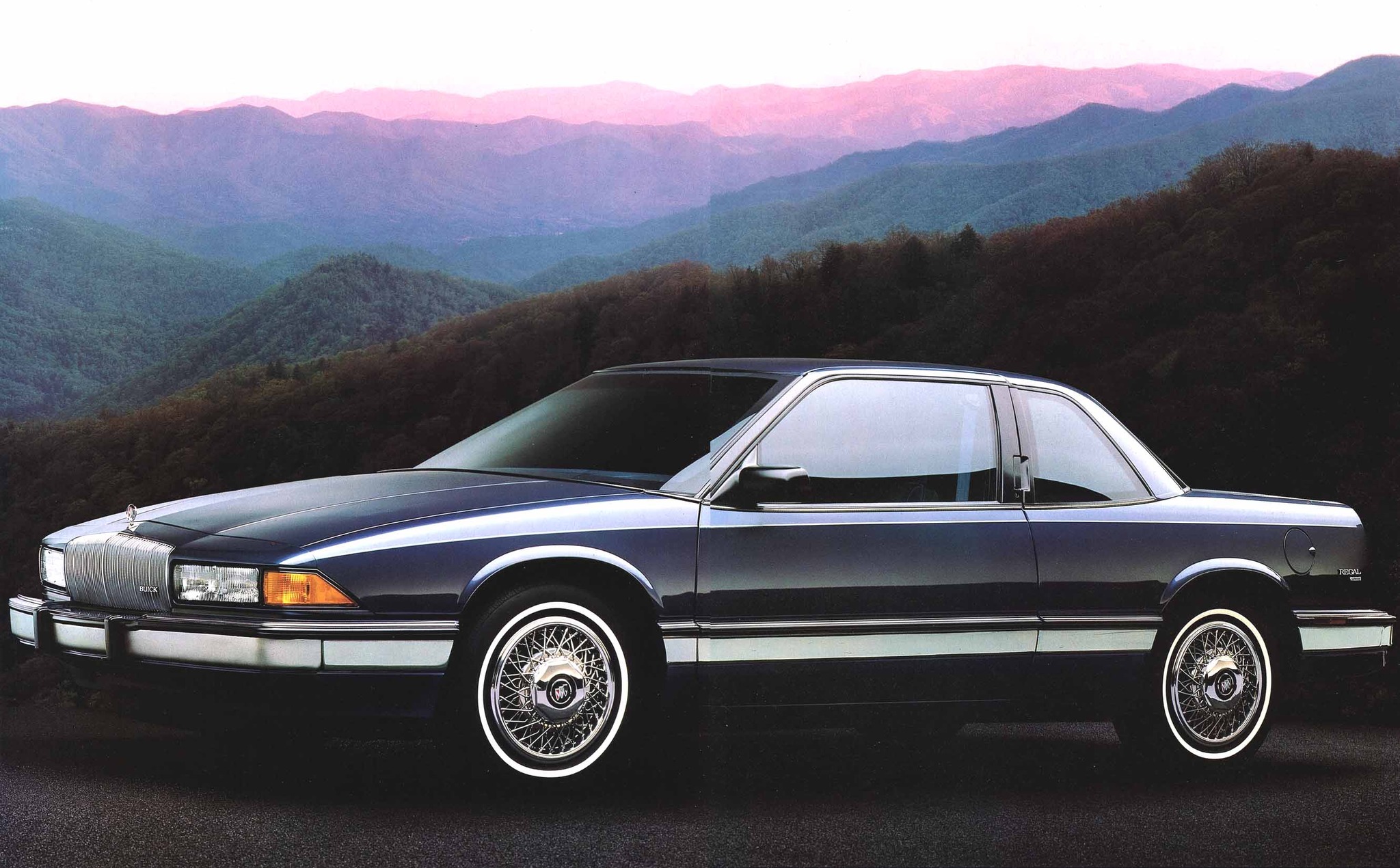1990 Buick Full Line Prestige.pdf-2023-12-21 16.21.44_Page_25
