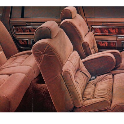 1981 Lincoln Town Car-Town Coupe Brochure (Rev) 06-07