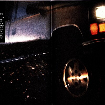 1988 Chevrolet Full Size Pickup Brochure 42-43