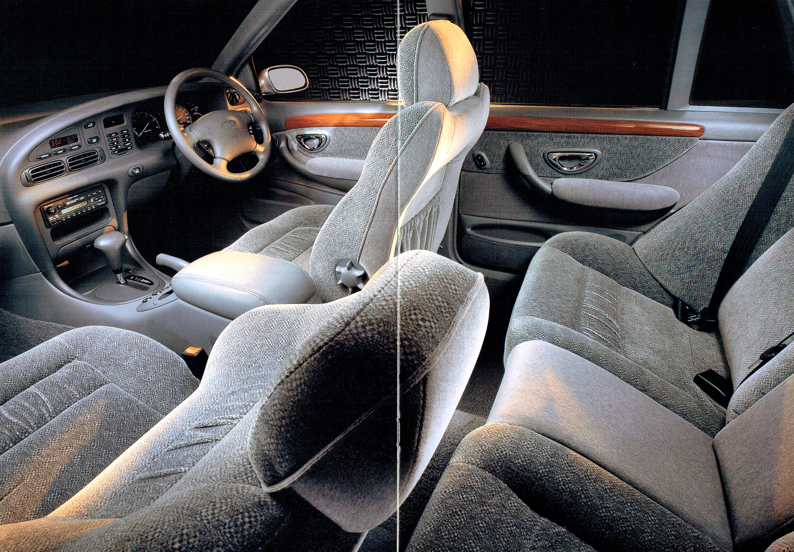 1995 Ford NF Fairlane Ghia (Aus)_Page_05