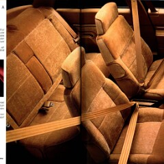 1989 Chevrolet Cars Full Line Brochure 18-19