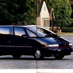 1990 Chevrolet Cars Full Line Brochure 024-025