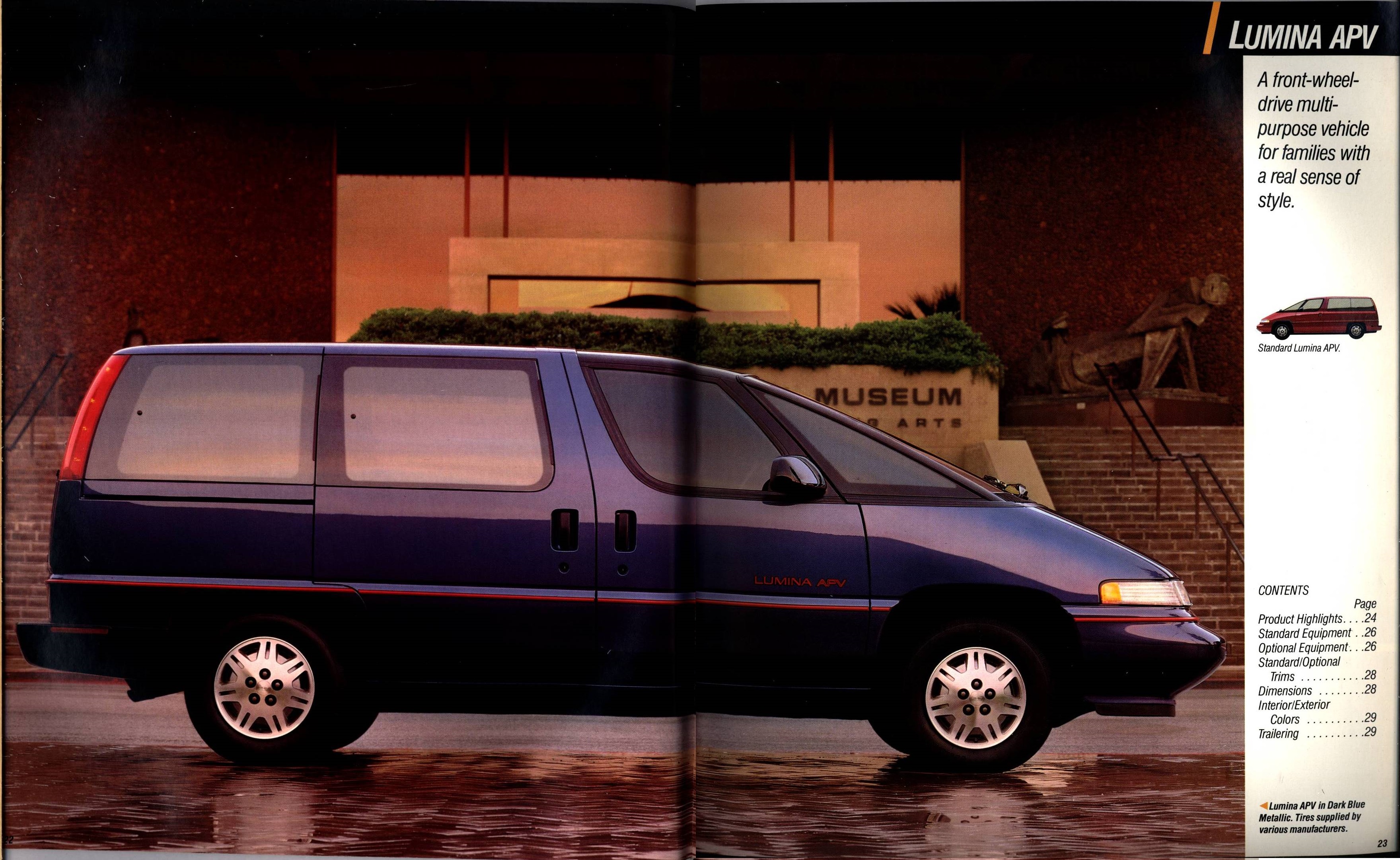 1990 Chevrolet Trucks Brochure Vol. 1 22-23