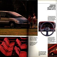 1990 Chevrolet Trucks Brochure Vol. 1 24-25