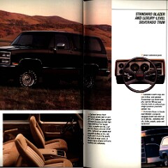 1990 Chevrolet Trucks Brochure Vol. 1 68-69
