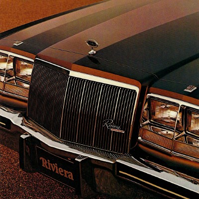 1979 Buick Riviera-03