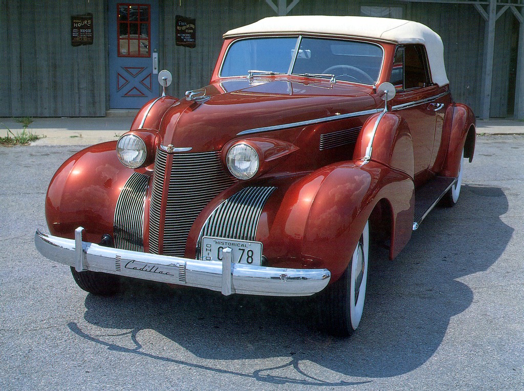 1939_Cadillac