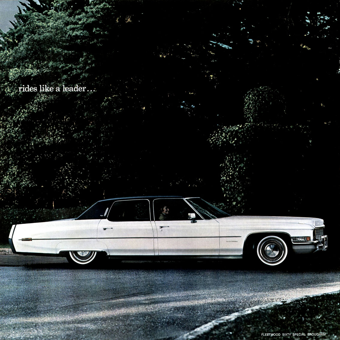 1971_Cadillac_Looks_Like_a_Leader-02