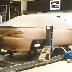 1990_Cadillac_Aurora_Promo_Folder_06-full_clay