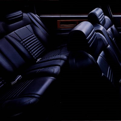 1991 Cadillac Full Line Prestige Brochure 26-27