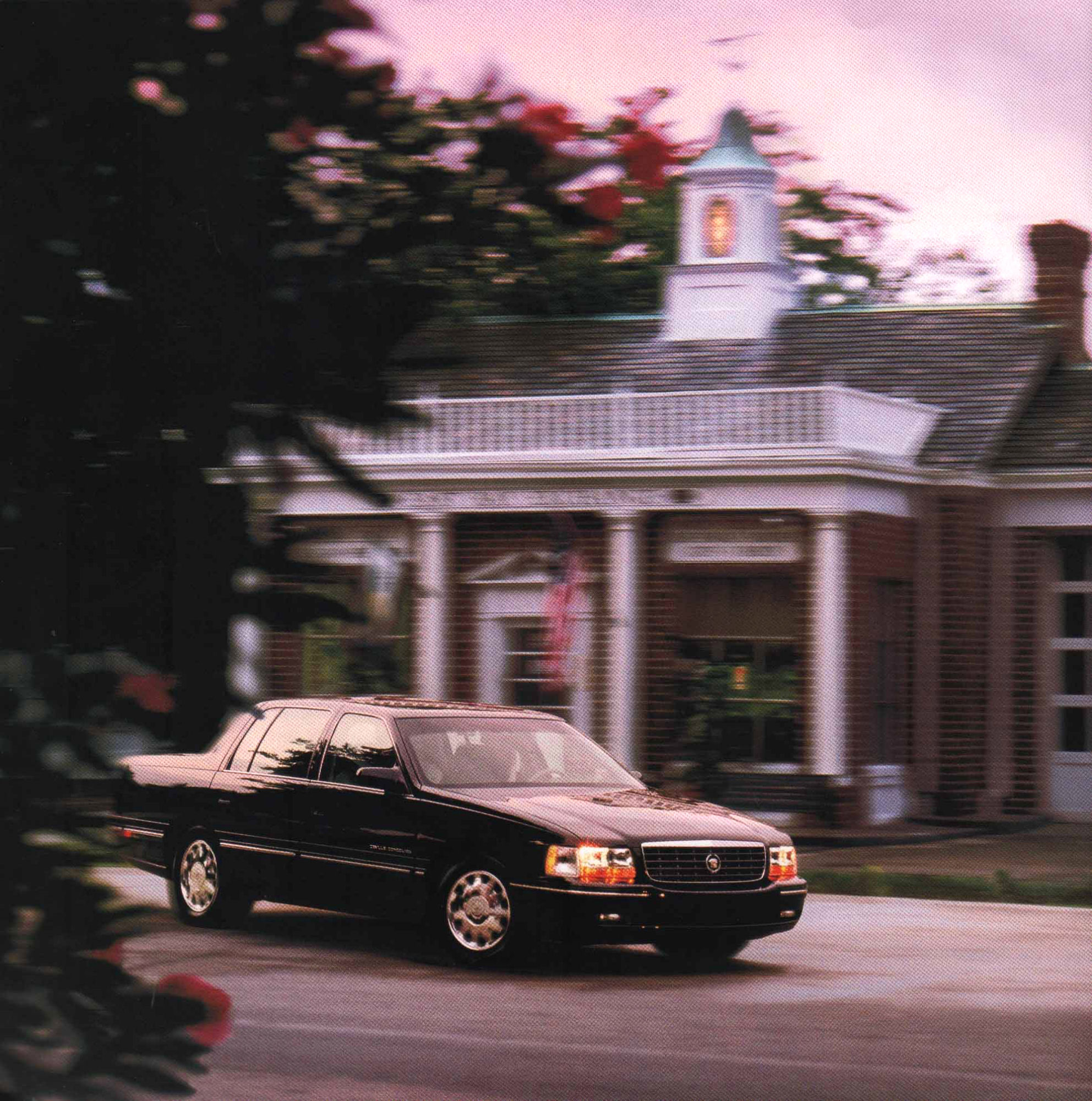 1998_Cadillac_DeVille-18