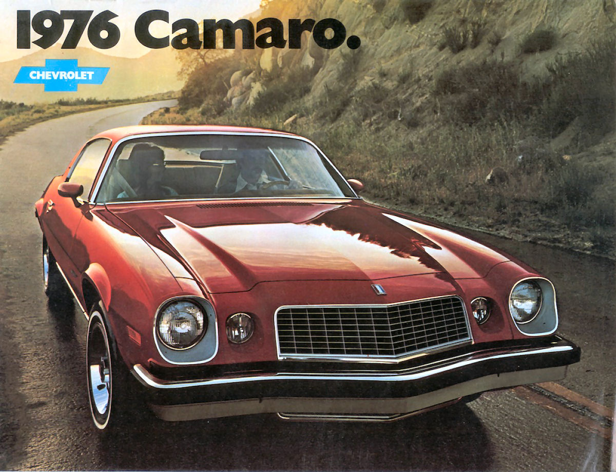 1976_Chevrolet_Camaro_Cdn-01