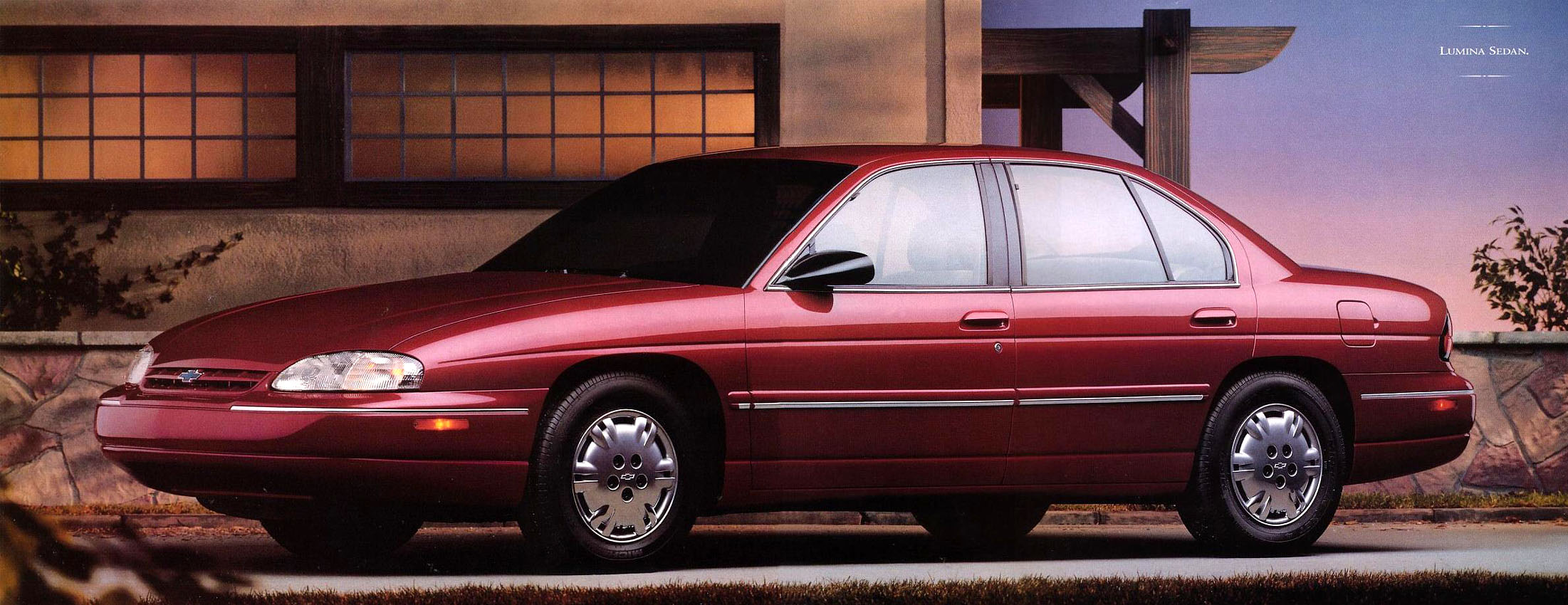 1995_Chevrolet_Lumina-22-23