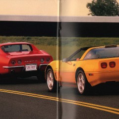 2000_Chevrolet_Corvette-38-39