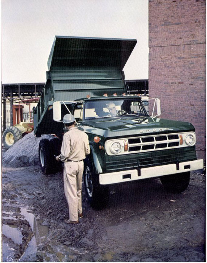 1969_Dodge_HD_Trucks-06