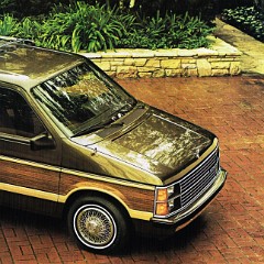 1984_Plymouth_Voyager-11