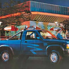 1991_Dodge_Truck_Foldout-Side_B