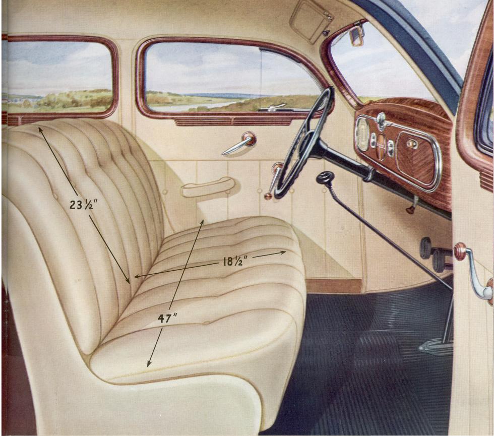 1937_Chrysler_Royal__amp__Imperial-15