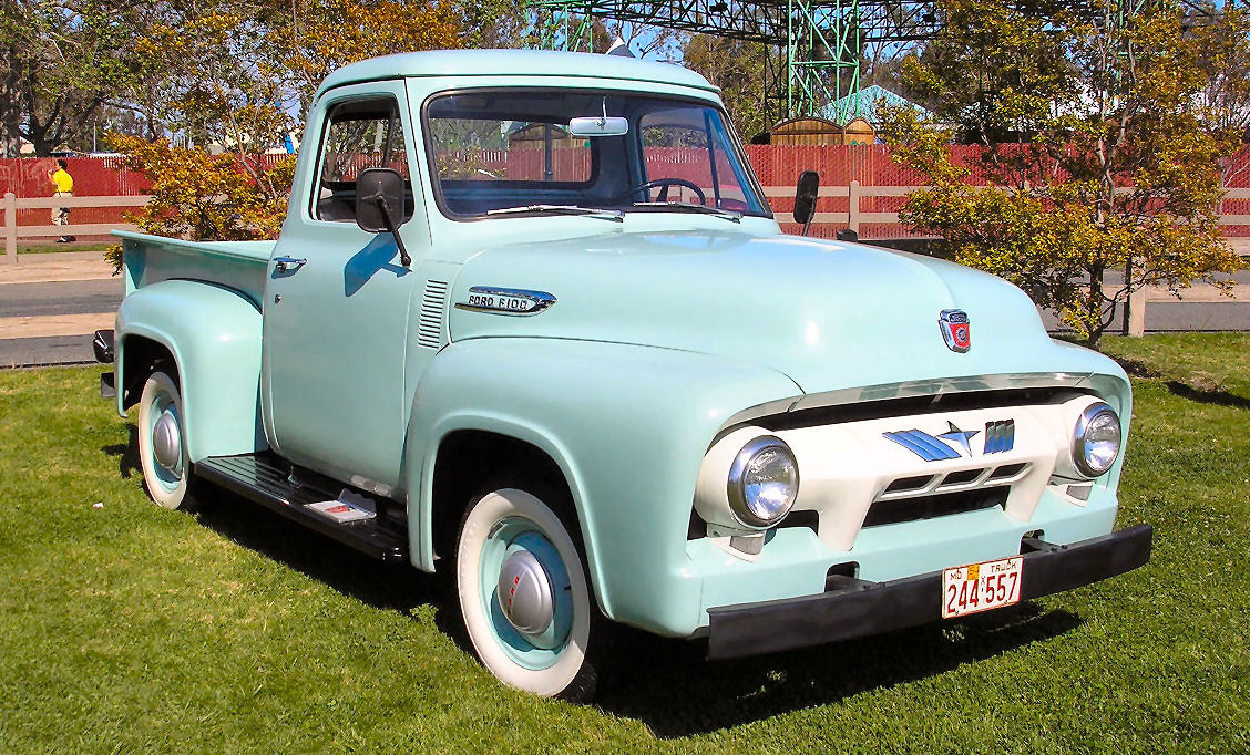 1954_FMC_Truck