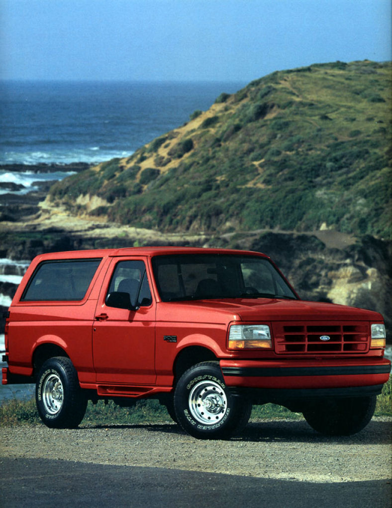 1995_Ford_Bronco-06