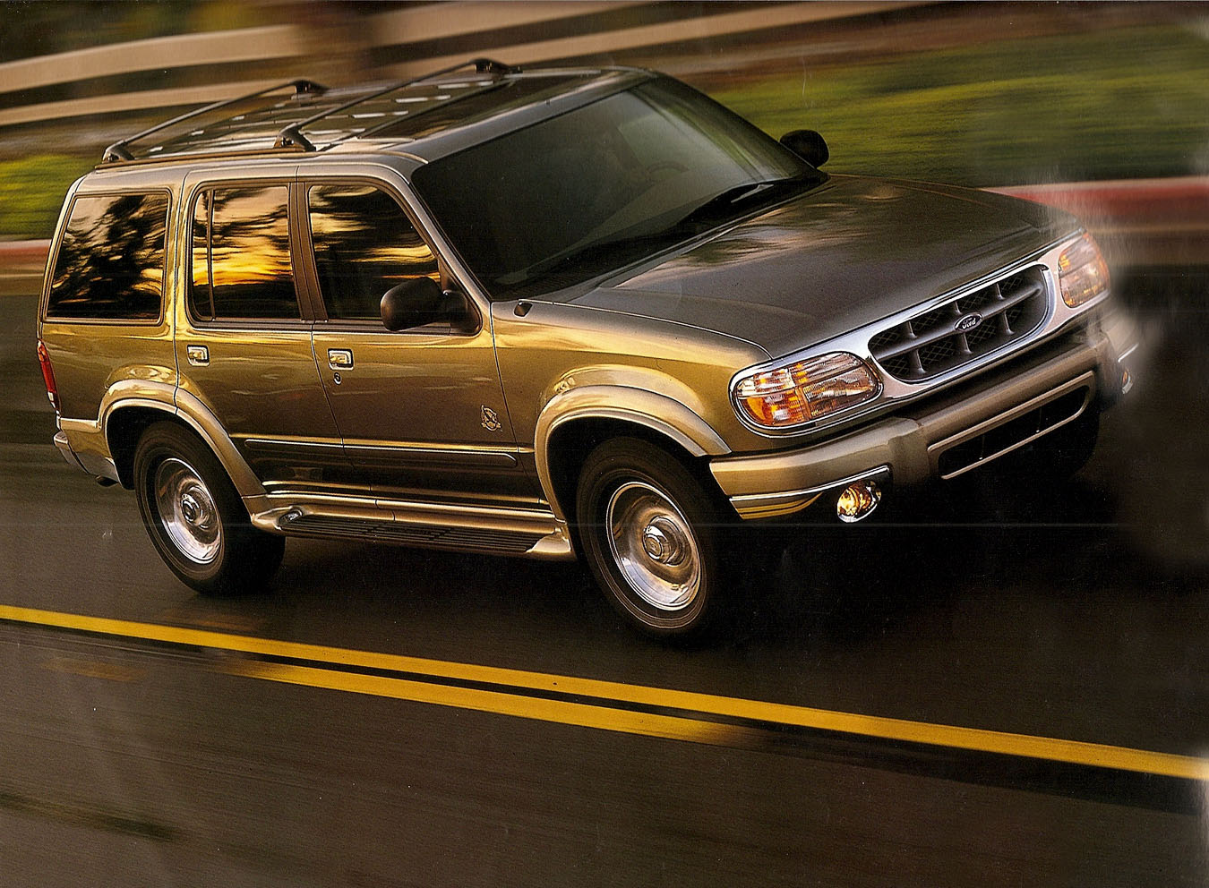 1999_Ford_Explorer-19